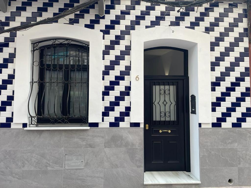 Apartamentos Sol Y Luna La Linea de la Concepcion Bagian luar foto