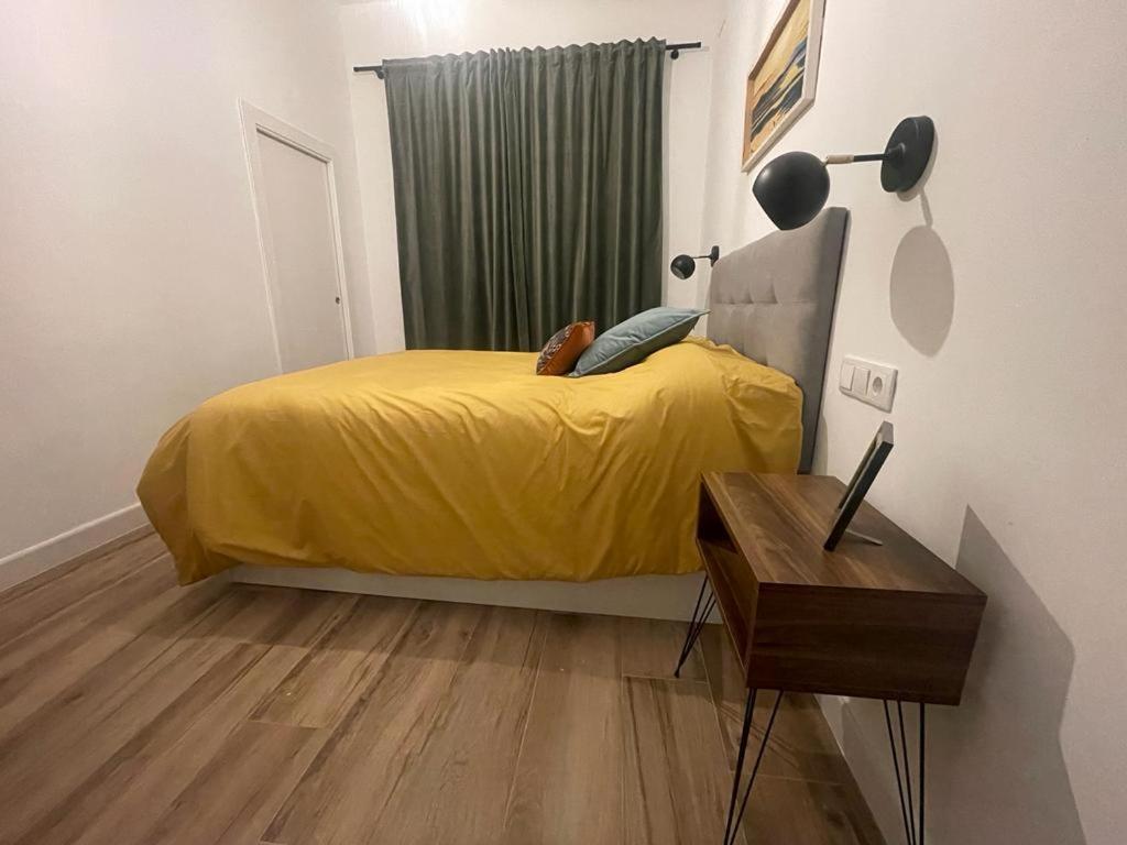 Apartamentos Sol Y Luna La Linea de la Concepcion Bagian luar foto
